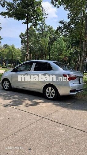 Hyundai i10 2017 Tự động Bạc