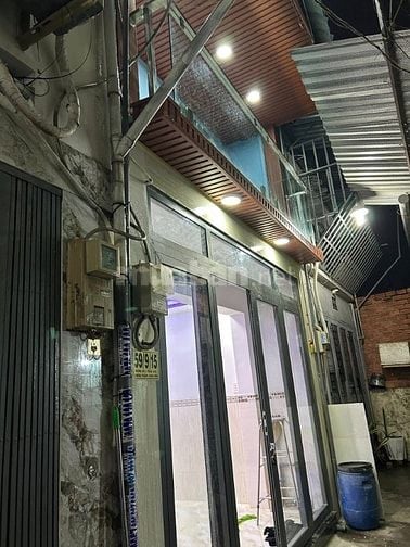 Cần bán gấp nhà khu vực xã đông thạnh, tphcm ( giảm giá nhanh 100 trệu