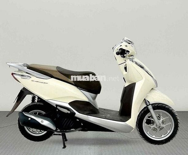 Honda Lead 125 2017 Kem 16000 km