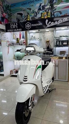 Vespa Sprint 150cc tặng Full đồ chơi CNC