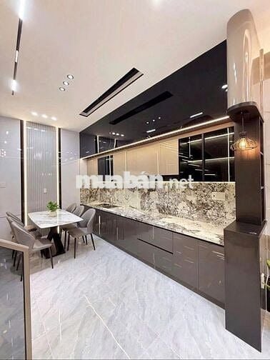 Cần bán gấp nhà mới xây 1 trệt + 1 lầu ở Thủ Dầu Một ngay BV Hoàn Mỹ 