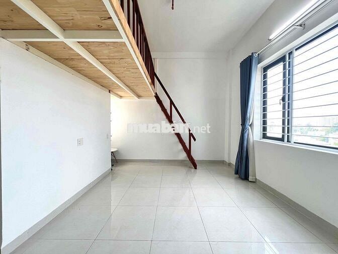 PHÒNG DUPLEX CỬA SỔ TRỜI SIÊU TO, NGAY LÊ ĐỨC THỌ, CÓ THANG MÁY,Ở LIỀN