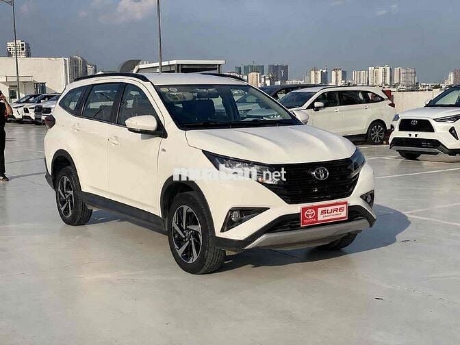 Toyota Rush 1.5AT 2018 Trắng Tự động 63.000km