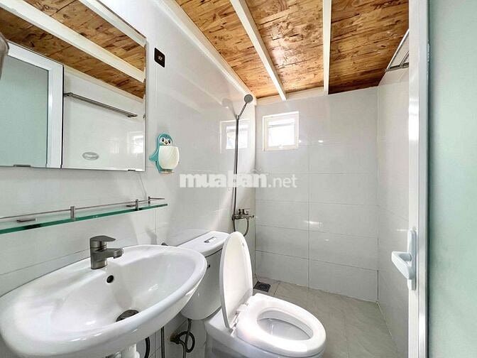 PHÒNG DUPLEX CỬA SỔ TRỜI SIÊU TO, NGAY LÊ ĐỨC THỌ, CÓ THANG MÁY,Ở LIỀN