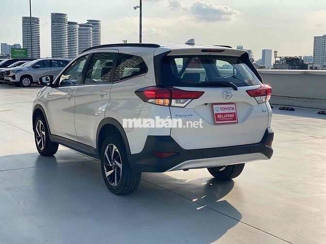 Toyota Rush 1.5AT 2018 Trắng Tự động 63.000km