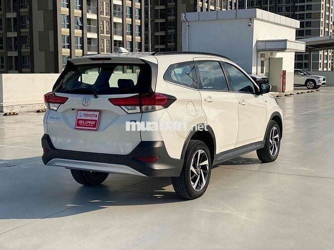 Toyota Rush 1.5AT 2018 Trắng Tự động 63.000km
