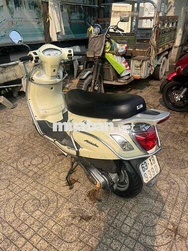 nguyen con zin dán keo xe nhà sử dụng