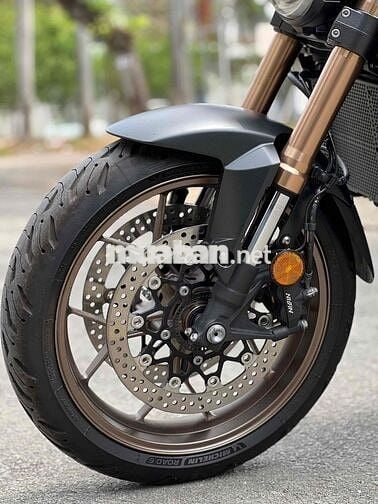 Honda CB650R 2022 Đỏ, có giao lưu xe.