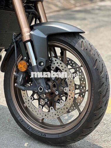 Honda CB650R 2022 Đỏ, có giao lưu xe.