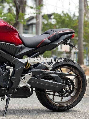 Honda CB650R 2022 Đỏ, có giao lưu xe.