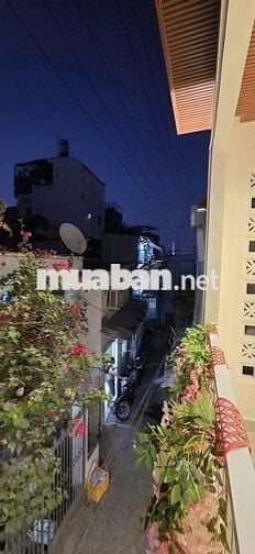 NHÀ ĐẸP HUỲNH TẤN PHÁT Q7 – HẺM THÔNG XE HƠI, 3PN, GIÁ CHỈ 4,95 TỶ