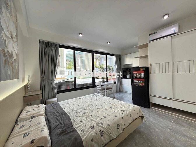 KHAI TRƯƠNG STUDIO CỬA SỔ TRỜI FULL NỘI THẤT TẠI PHẠM VĂN BẠCH