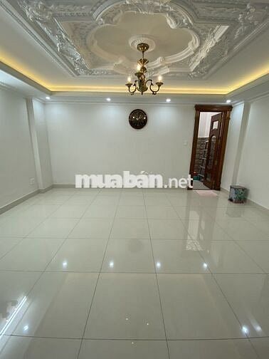 Cho thuê trệt 80/18 Trần Quang Diệu Q3, hẻm 7m, phù hợp spa/văn phòng/