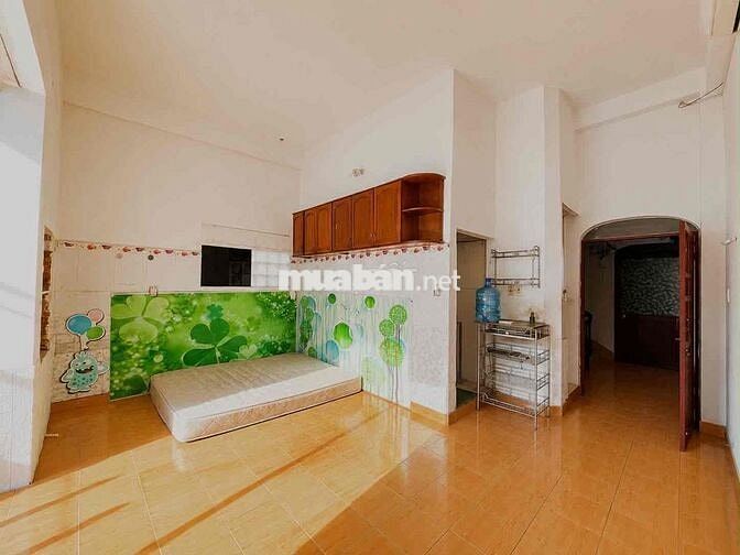 CHO THUÊ PHÒNG STUDIO CHÍNH CHỦ- BAN CÔNG RIÊNG BIỆT