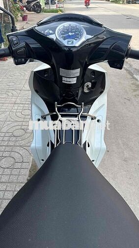 Honda Future fi 2023 Trắng đen ( hỗ trợ góp )