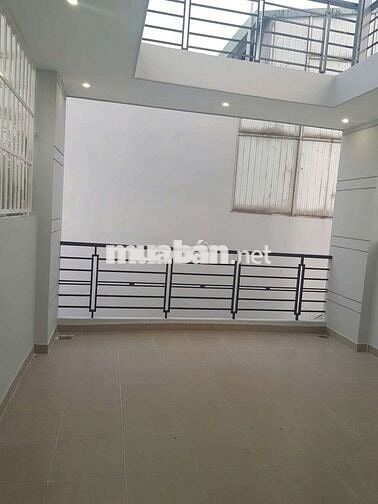 Cho thuê nhà nguyên căn. Đường Phan Đình Phùng. P 1.Quận Phú Nhuận 