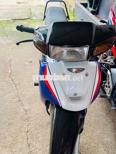 Suzuki Satria 120 Trắng, xanh, đỏ 6 số