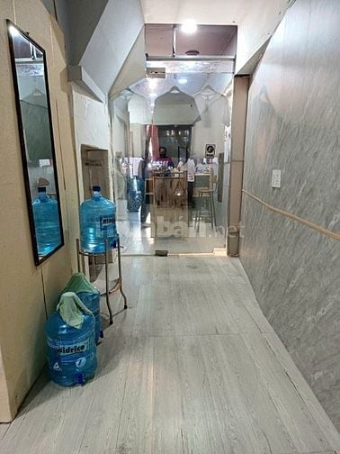Cho thuê NC nhà MT số 251 Đề Thám, P.PNL, Q.1, TPHCM, khu Tây.