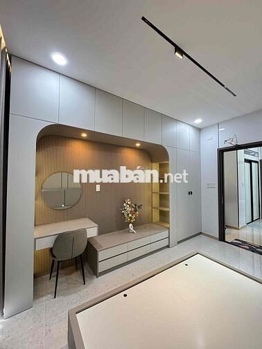 XE HƠI NGỦ TRONG NHÀ - ÂU CƠ - TÂN BÌNH - NHÀ CÓ THANG MÁY