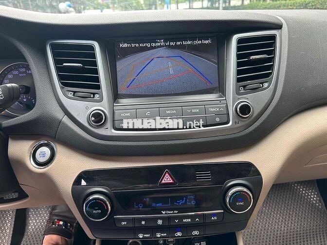 Hyundai Tucson 2018 2.0ATH Đặc Biệt Đỏ 10 Vạn Km