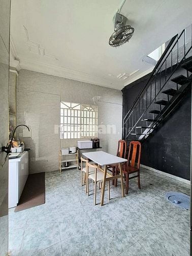 Ông Ích Khiêm Quận 11, Hẻm 6m ô tô thông, DT 71m2 ngang 5.5m