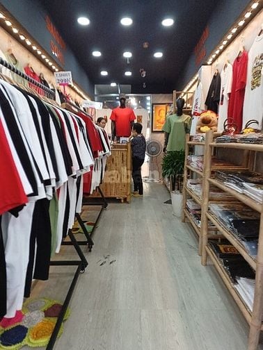 Cho thuê NC nhà MT số 251 Đề Thám, P.PNL, Q.1, TPHCM, khu Tây.