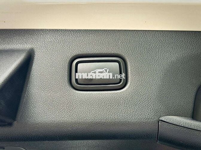 Hyundai Tucson 2.0ATH 2023 Trắng 20000 km