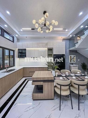 nhà mới 2 lầu đường D14 kdc Hồng Loan, Cần Thơ - 6 tỷ (thương lượng)