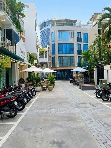 BÁN NHÀ NGAY LÊ DUẨN & THẢO CẦM VIÊN - P. BẾN NGHÉ, QUẬN 1 - DTSD: 96M