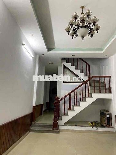 Cho thuê nhà 2 tầng kiệt Thái Thị Bôi gần Ngô Gia Khảm