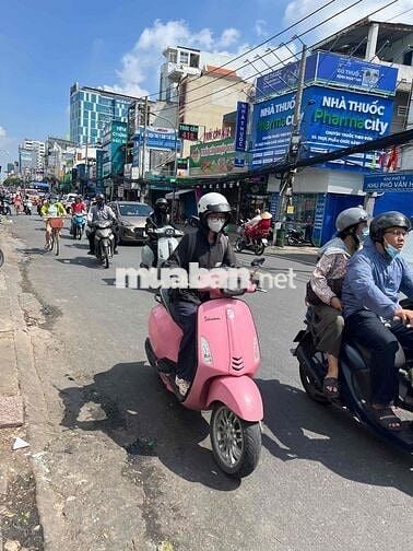 cho thuê nguyên căn mặt tiền đường cmt8