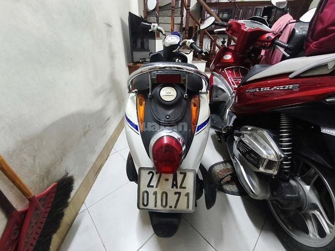 CẦN BÁN XE MÁY SYM MÀU TRẮNG, XE ĐI ÍT, CÒN MỚI
