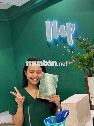 NHÂN VIÊN GỘI ĐẦU/NAIL QUẬN 10