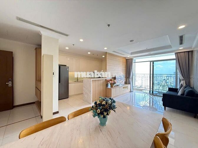 Cho thuê căn 2PN toà C2, 84m2, Full nội thất, Có bồn tắm, giá 25 triệu