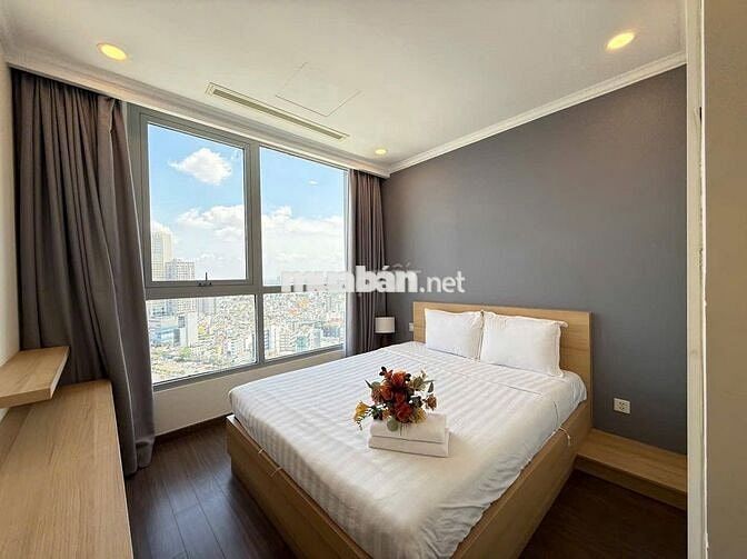 Cho thuê căn 2PN toà C2, 84m2, Full nội thất, Có bồn tắm, giá 25 triệu