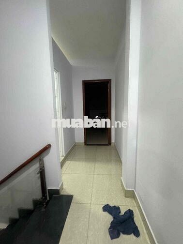 nhà thuê Bùi Tư Toán, siêu đẹp, mới, 4m*17m, 1trệt2lầu 4PN, gần chợ,