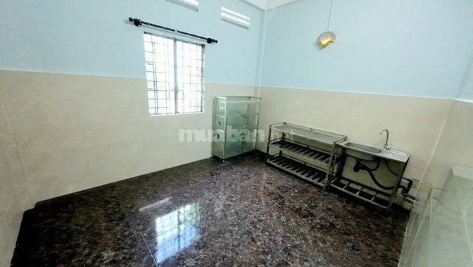 NHÀ 5 PN HXH 10m. 4x15. 60m2 Khu Hoàng Hoa Thám P13 Tân Bình