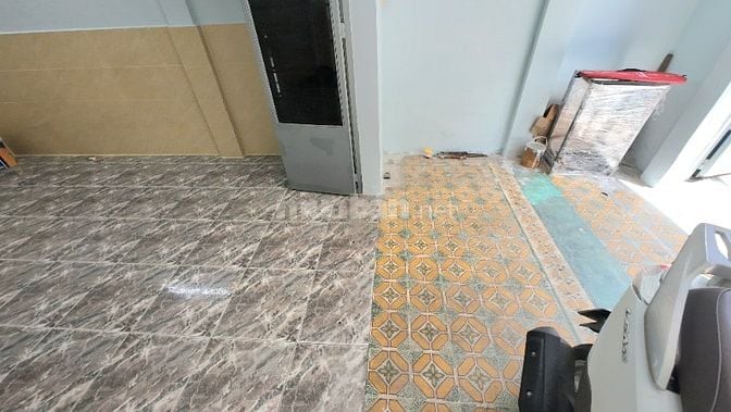 NHÀ 5 PN HXH 10m. 4x15. 60m2 Khu Hoàng Hoa Thám P13 Tân Bình