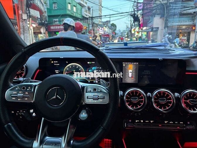 Mercedes-Benz GLB 35 2022 Trắng 28.000 km
