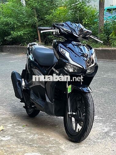 Honda Air Blade 125 2025 Đen bóng 8.000 km
