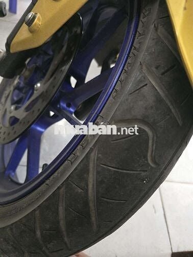 Yamaha YZF155 16 km Vàng đen