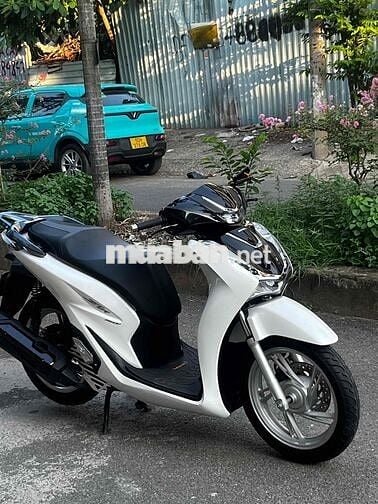 Honda SH 150i 2022 Trắng đen