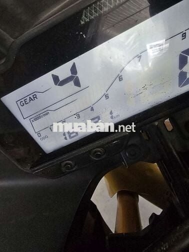 Yamaha YZF155 16 km Vàng đen