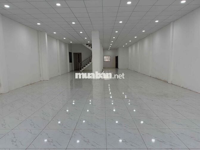 CHO THUÊ: Nhà Mặt Tiền Hoàng Diệu 2 - Linh Chiểu - Thủ Đức Dt: 8 x 27
