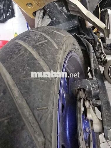 Yamaha YZF155 16 km Vàng đen
