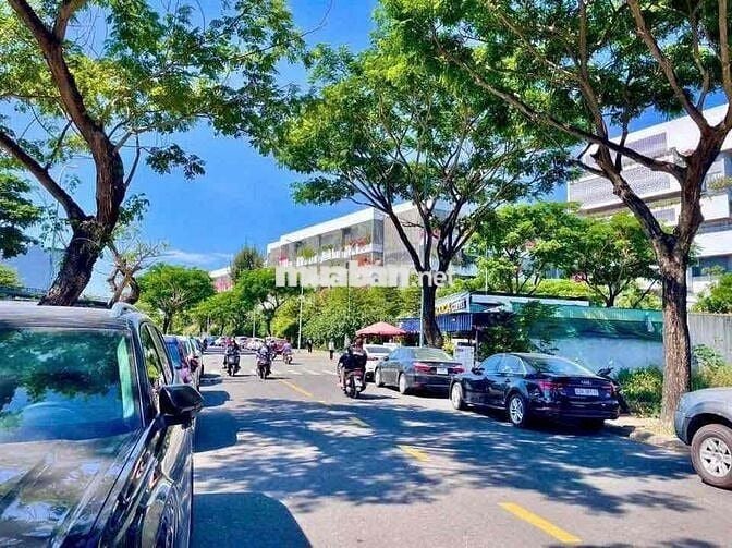 Bán Đất 142,5m2 Ngang 6m, Cách Đại Học FPT 200m, Giá bán: 4,7 Tỷ
