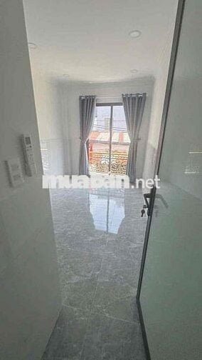 CHO THUÊ NHÀ NGANG HƠN 5M NGAY MẶT TIỀN ĐƯỜNG LỚN KHU PHAN XÍCH LONG