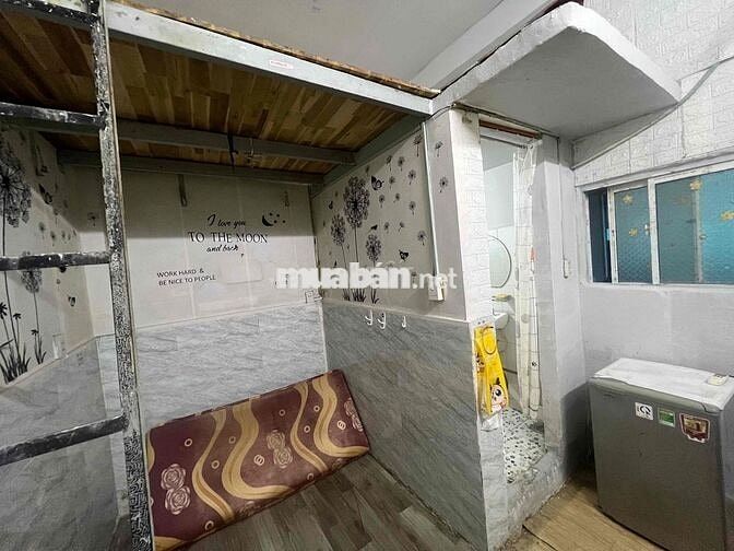 cho thuê phòng tầng trệt có gác Phùng Văn Cung