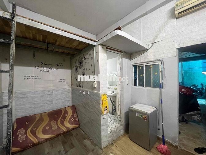 cho thuê phòng tầng trệt có gác Phùng Văn Cung
