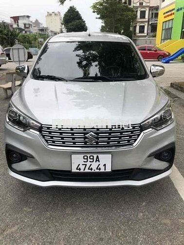 Suzuki Ertiga Bạc 7 chỗ